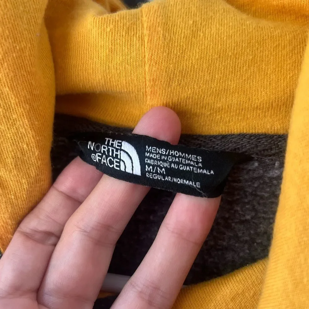 North Face Hoodie Sweatshirt Mens M Gray Yellow Graphics Drawstring Outdoor